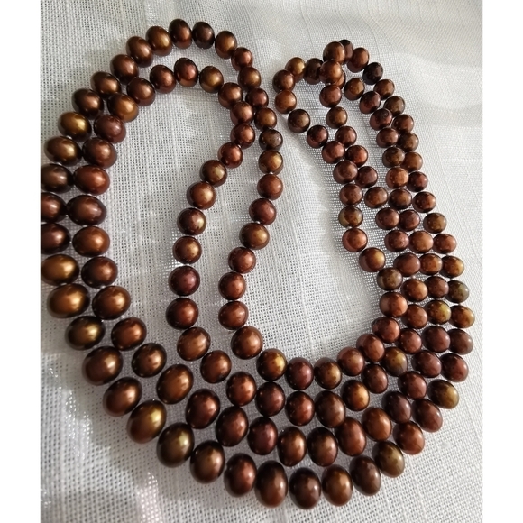 Genuine cognac brown freshwater pearl rope necklace 64" 🆕 - Picture 2 of 3